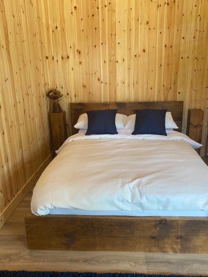 Kingfisher Cabin - Wild Escapes Wrenbury Off Grid Glamping - Ages 12 And Over Baddiley Eksteriør billede
