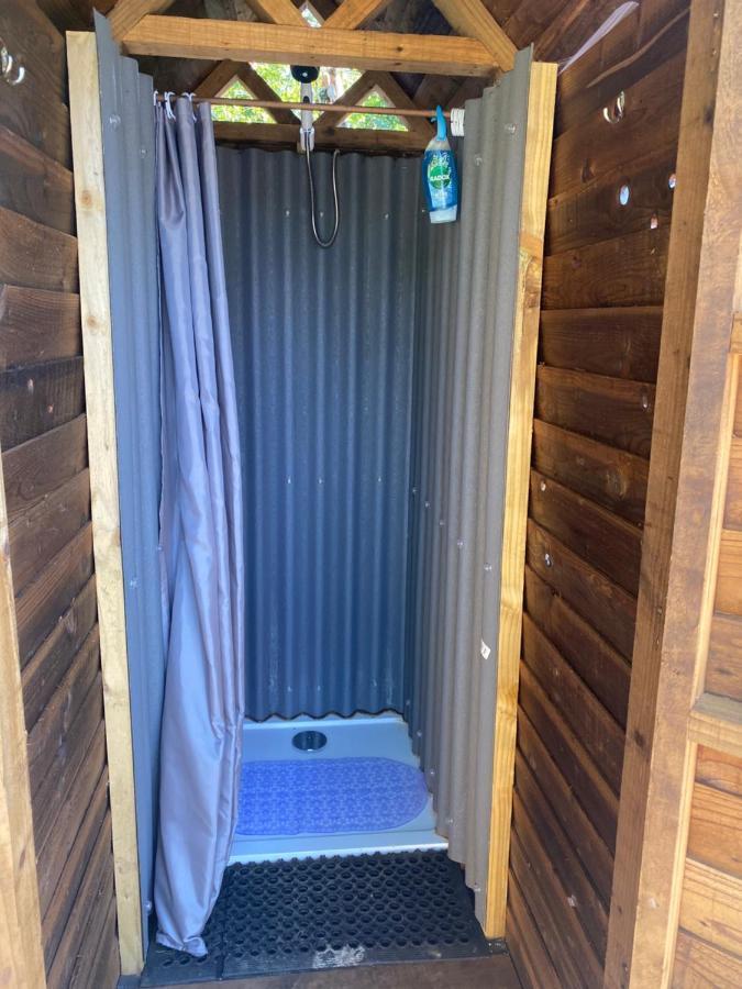 Kingfisher Cabin - Wild Escapes Wrenbury Off Grid Glamping - Ages 12 And Over Baddiley Eksteriør billede