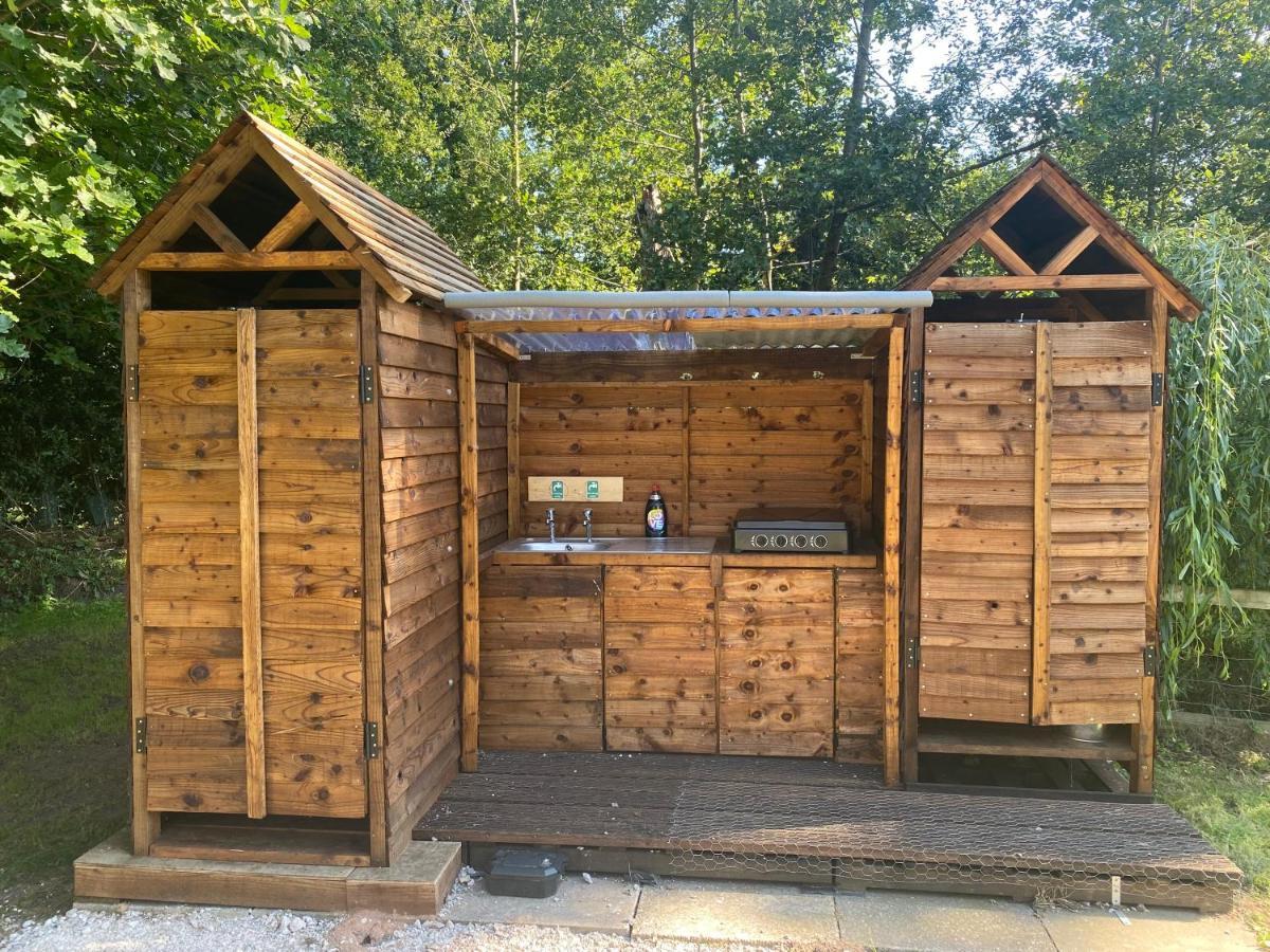 Kingfisher Cabin - Wild Escapes Wrenbury Off Grid Glamping - Ages 12 And Over Baddiley Eksteriør billede